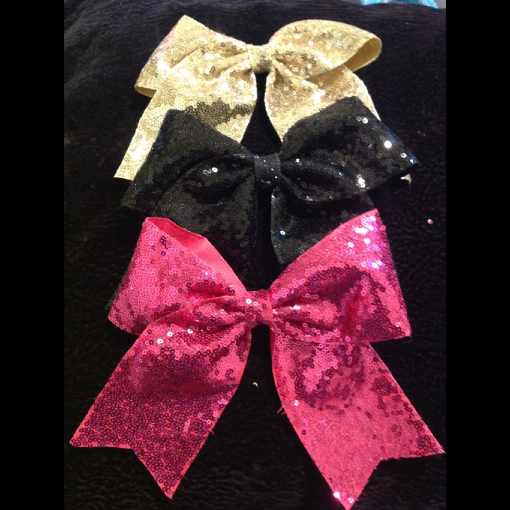 Hair bows